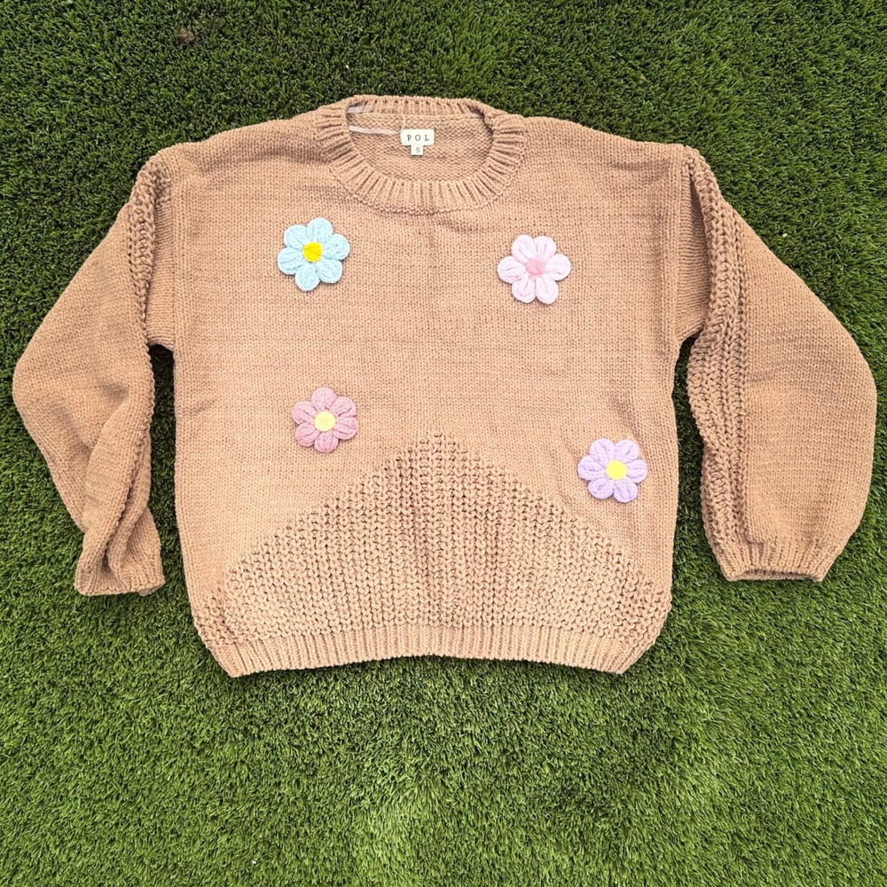 POL Women Tan Knit Sweater Crew Neck Long‎ Sleeve Flower Applique Size S